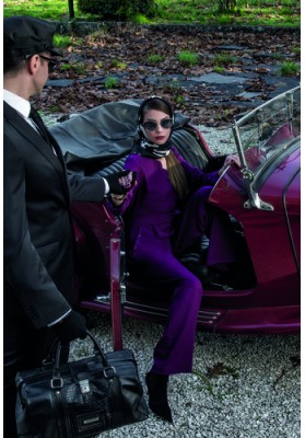 Michaela Louisa 8953 